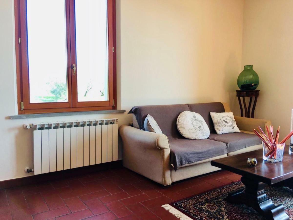 Villa Agriturismo Tenute Poggio Di Bobi Lamporecchio Exterior foto
