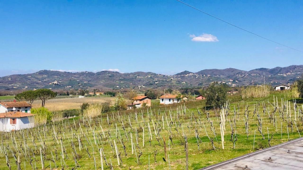 Villa Agriturismo Tenute Poggio Di Bobi Lamporecchio Exterior foto